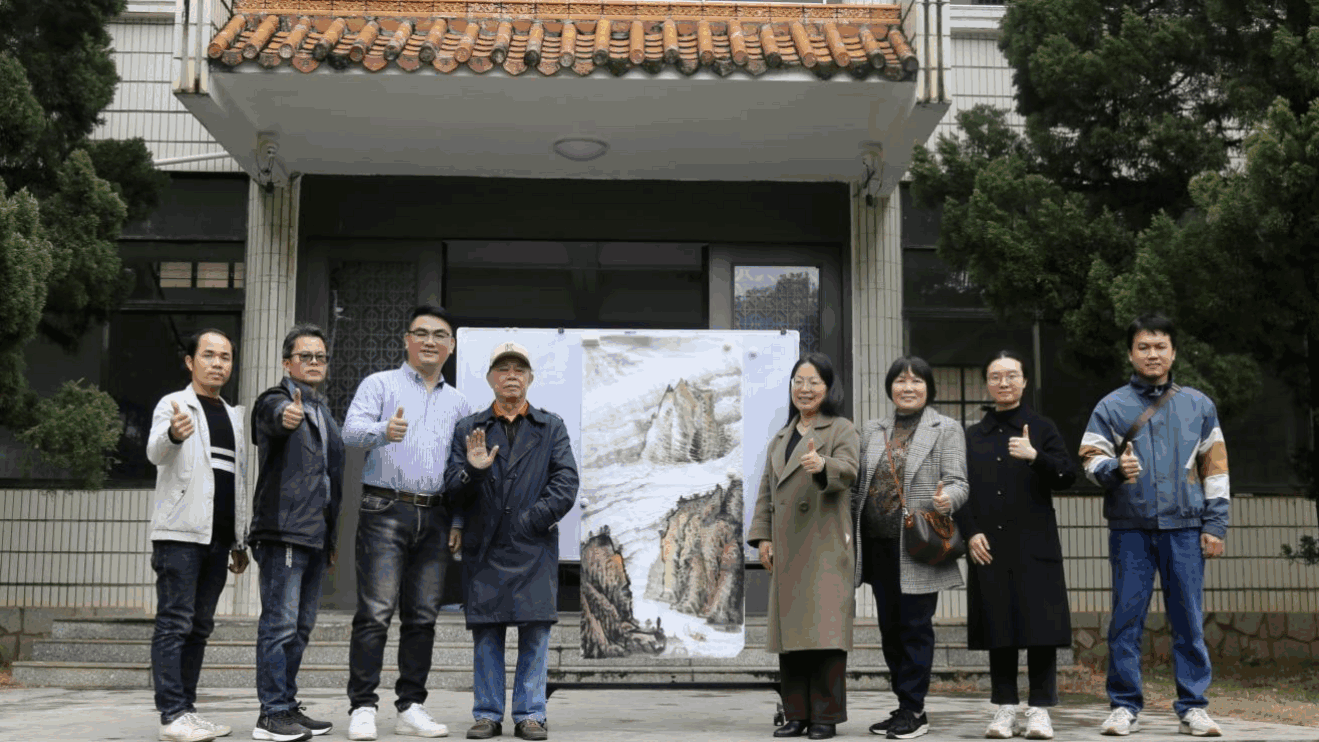广东省封开县举办侯以方美术公益讲座、助力艺术教育发展