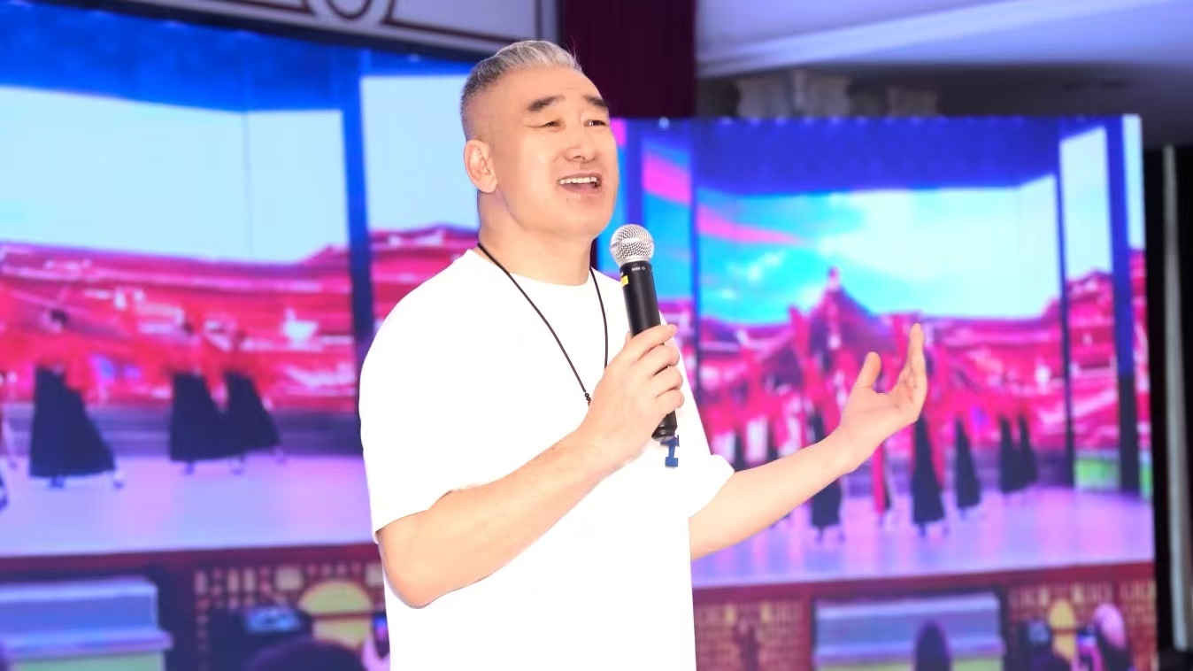 “让华服走向世界”,华服中国行十周年庆典于珠海完美收官