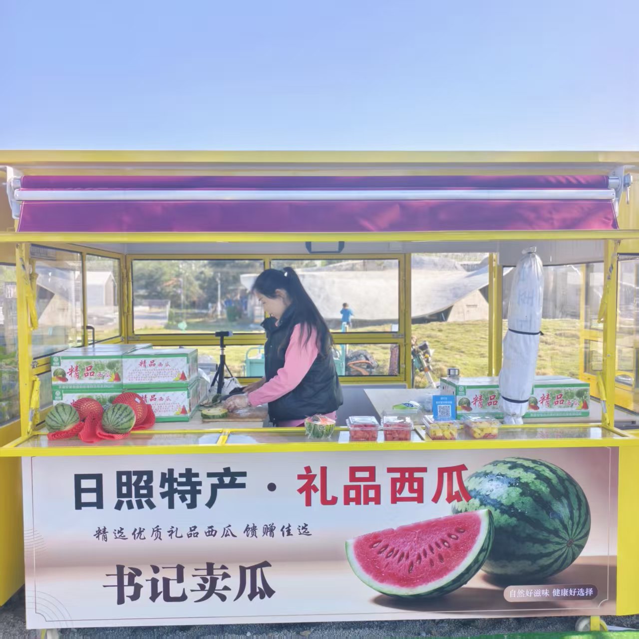 五一假期坚守助农一线 基层带头人暖心推介家乡好物